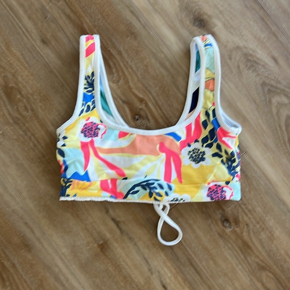 Maaji 4 way bikini top - Picture 3 of 4